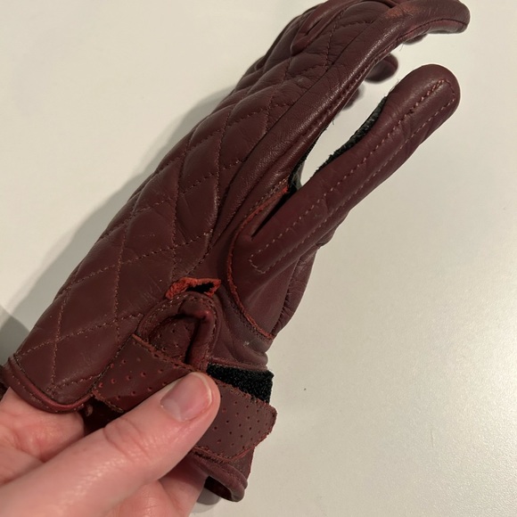 Roland Sands RSD Women’s Motorcycle Gloves - Picture 3 of 6